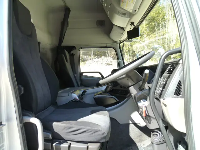 UD クオン 2PG-CG5CA(8x4)の写真32