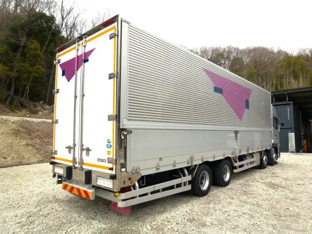 ＵＤ クオン 2PG-CG5CA(8x4)の写真4