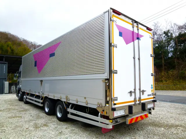 ＵＤ クオン 2PG-CG5CA(8x4)の写真6