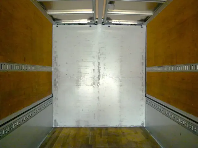 ＵＤ クオン 2PG-CG5CA(8x4)の写真12