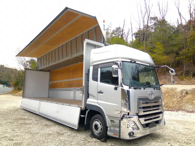 ＵＤ クオン 2PG-CG5CA(8x4)の写真17