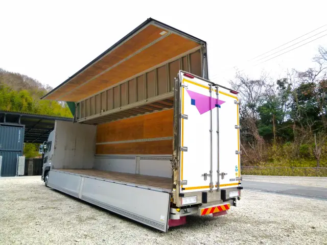 ＵＤ クオン 2PG-CG5CA(8x4)の写真19