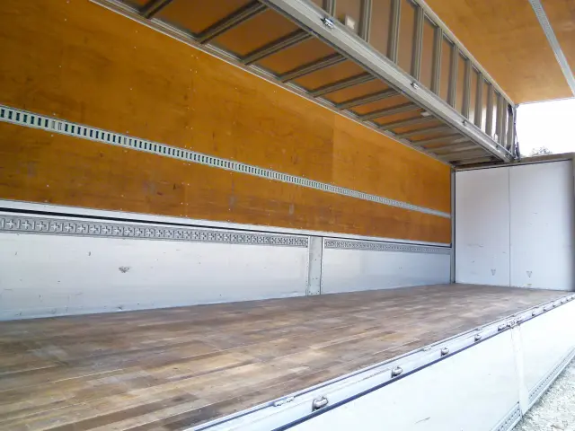 ＵＤ クオン 2PG-CG5CA(8x4)の写真20