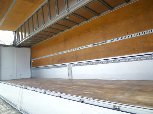 ＵＤ クオン 2PG-CG5CA(8x4)の写真21