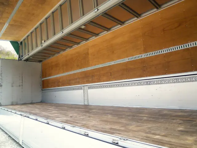 ＵＤ クオン 2PG-CG5CA(8x4)の写真23