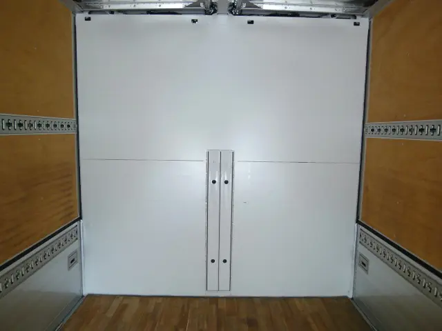 日野 レンジャー 2KG-FE2ACG(2WD)の写真11