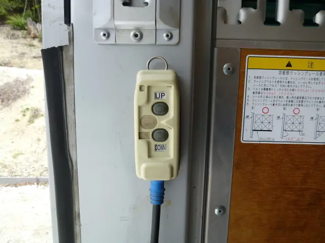 日野 レンジャー 2KG-FE2ACG(2WD)の写真28