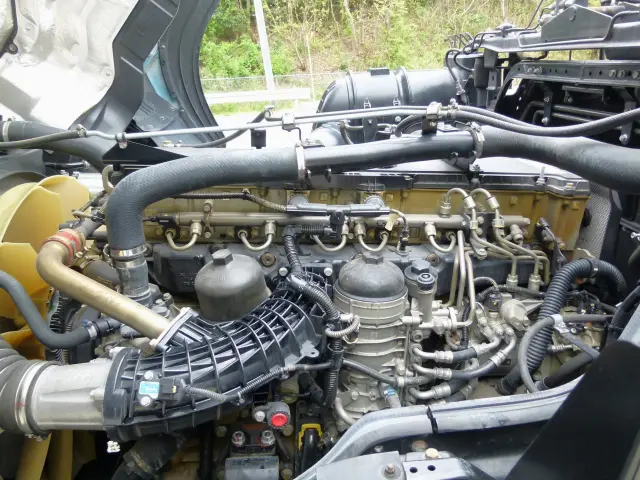 三菱 スーパーグレート 2PG-FP74HER(2WD)の写真18