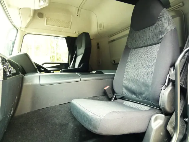 三菱 スーパーグレート 2PG-FP74HER(2WD)の写真27