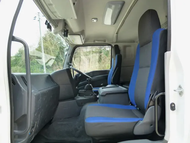 いすゞ ギガ 2PG-CYJ77C(8x4)の写真36