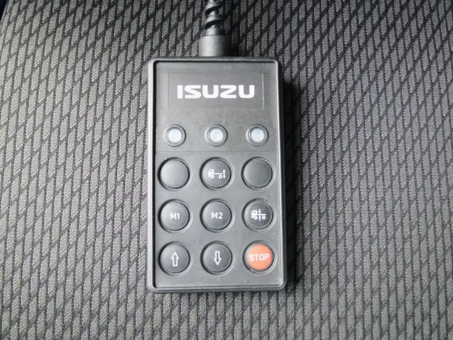 いすゞ ギガ 2PG-CYJ77C(8x4)の写真39