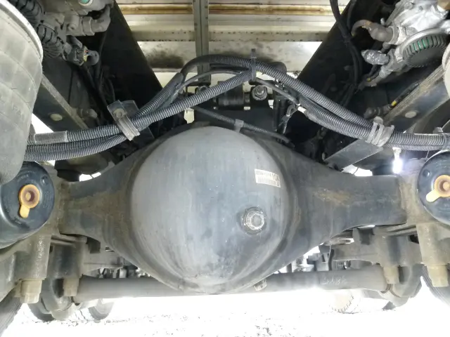 いすゞ ギガ 2PG-CYJ77C(8x4)の写真40