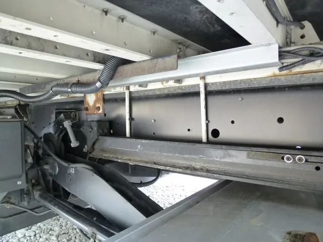 いすゞ ギガ 2PG-CYJ77C(8x4)の写真44