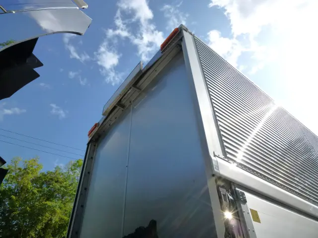 日野 プロフィア 2DG-FW1EHG(8x4)の写真9