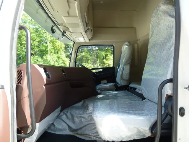 日野 プロフィア 2DG-FW1EHG(8x4)の写真31