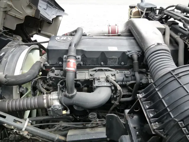 ＵＤ クオン QKG-CW5YL改(6x4)の写真24