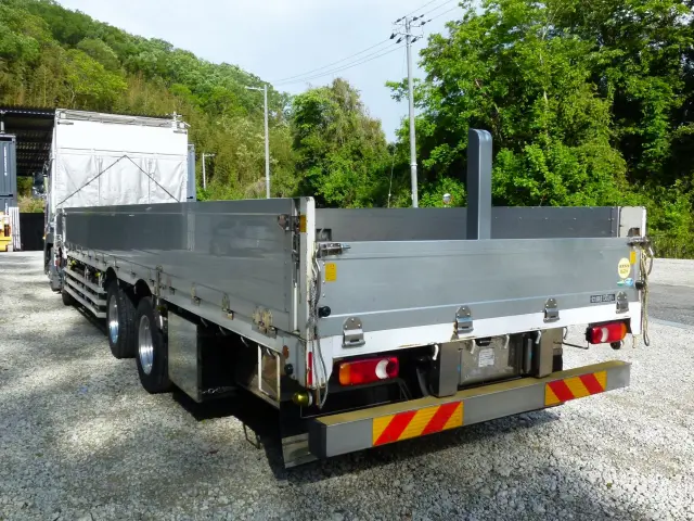 積載量/13,600kg|ＵＤ クオン 2PG-CG5GA(8x4)の写真6