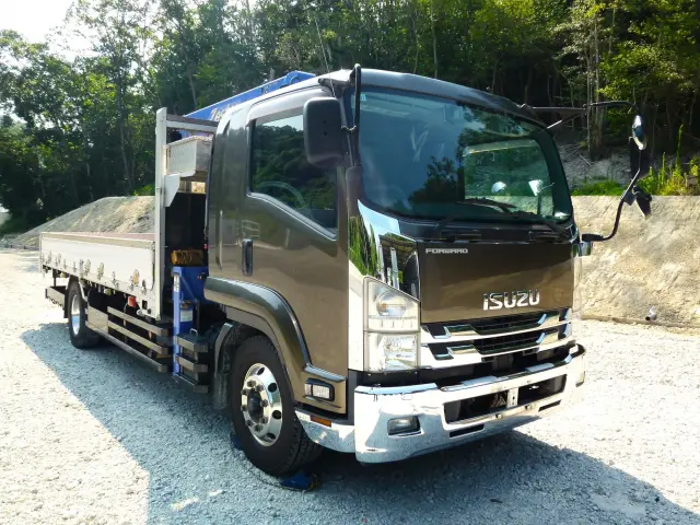 いすゞ フォワード 2PG-FTR90V2(2WD)の写真3