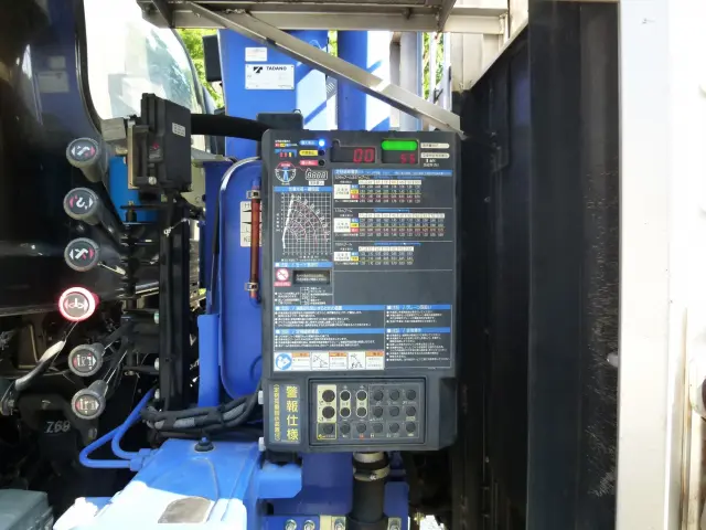 いすゞ フォワード 2PG-FTR90V2(2WD)の写真27
