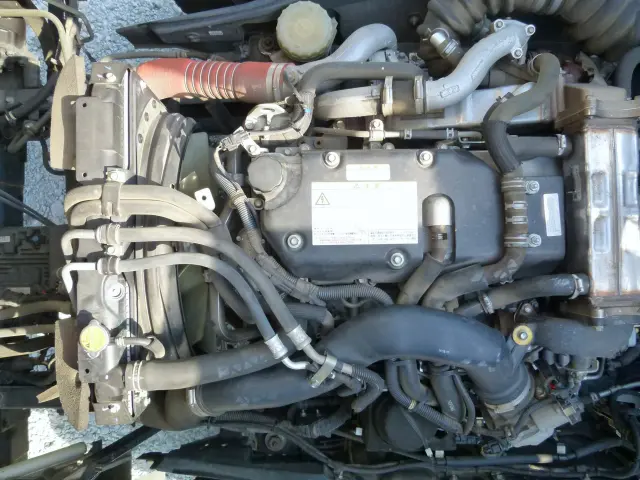 いすゞ フォワード 2PG-FTR90V2(2WD)の写真30