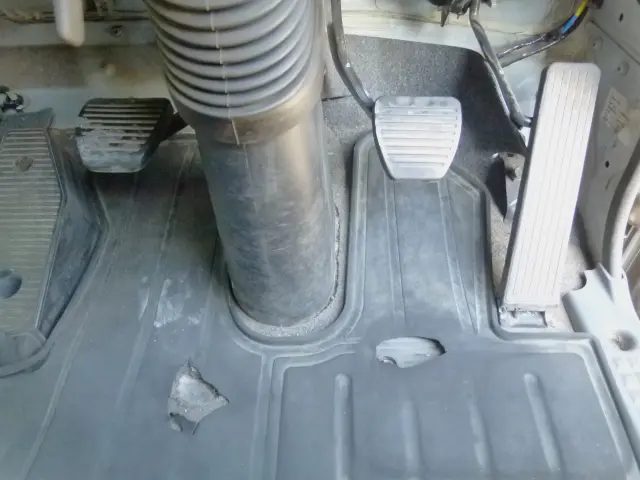 いすゞ フォワード 2PG-FTR90V2(2WD)の写真37