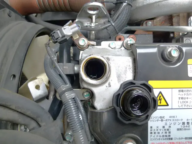 いすゞ フォワード 2RG-FSR90T2(2WD)の写真24