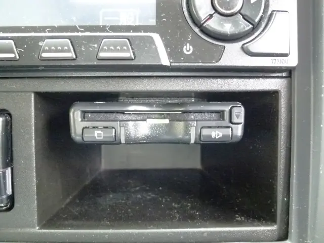 いすゞ フォワード 2RG-FSR90T2(2WD)の写真33