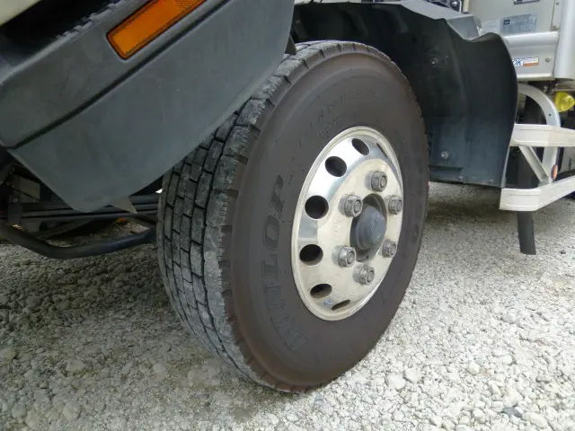 いすゞ フォワード 2RG-FSR90T2(2WD)の写真42