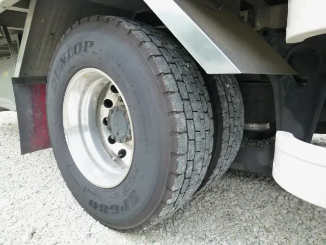 いすゞ フォワード 2RG-FSR90T2(2WD)の写真45
