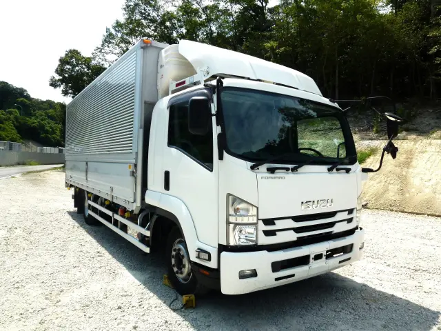 いすゞ フォワード 2PG-FTR90V2(2WD)の写真3