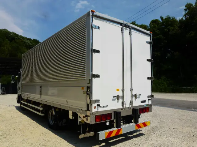 いすゞ フォワード 2PG-FTR90V2(2WD)の写真6