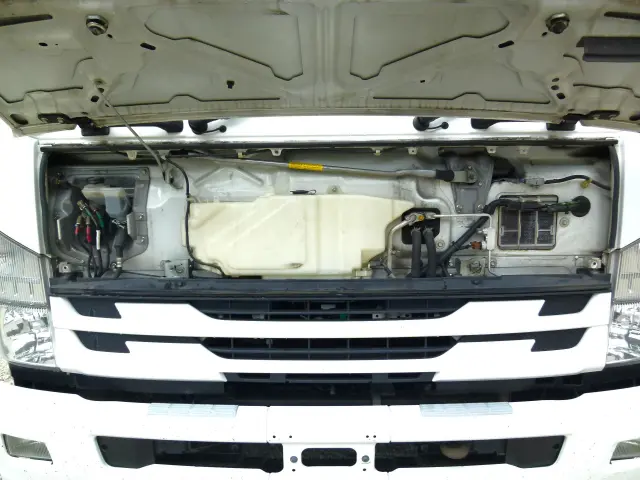 いすゞ フォワード 2PG-FTR90V2(2WD)の写真8