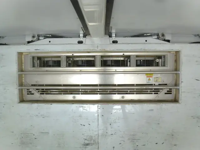 いすゞ フォワード 2PG-FTR90V2(2WD)の写真23