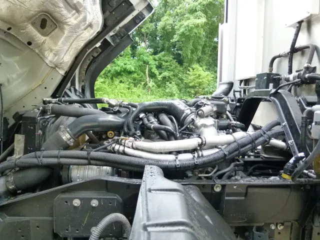 いすゞ フォワード 2PG-FTR90V2(2WD)の写真26