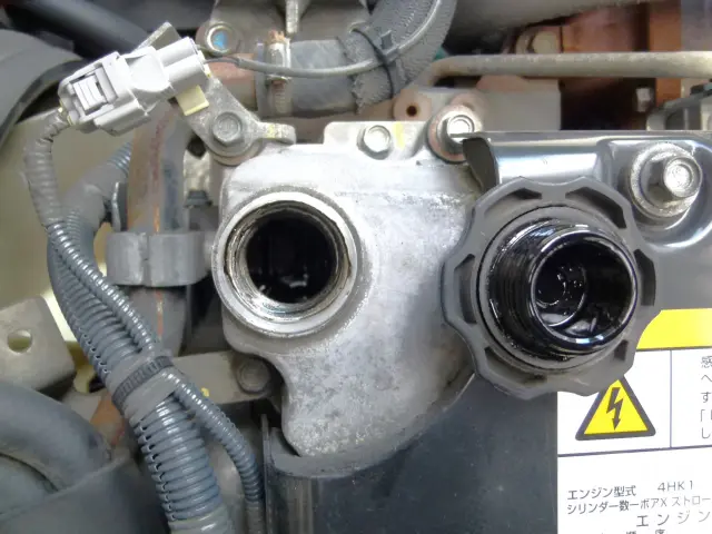 いすゞ フォワード 2PG-FTR90V2(2WD)の写真28