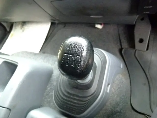 いすゞ フォワード 2PG-FTR90V2(2WD)の写真33