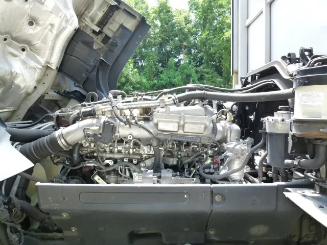 いすゞ ギガ 2PG-CYJ77C(8x4)の写真21