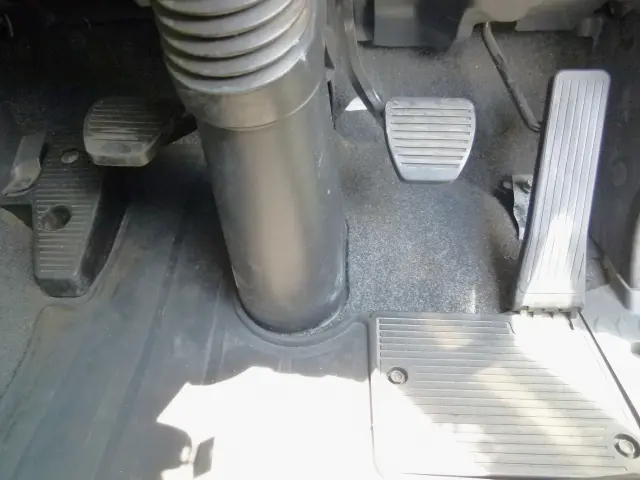 いすゞ ギガ 2PG-CYJ77C(8x4)の写真29