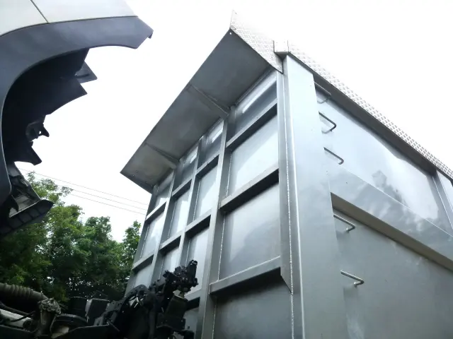 日野 プロフィア 2DG-FS1AHA(6x4)の写真9