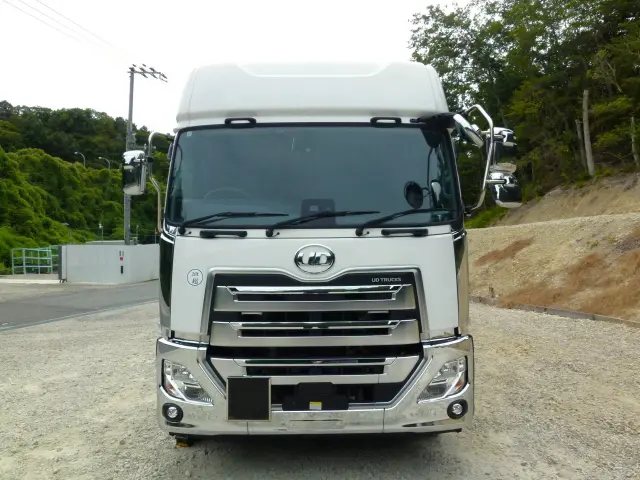 型式/2RG-CD5FA
車体番号JNCMC10C5RU097835|UD クオン 2RG-CD5FA(6x2)の写真2