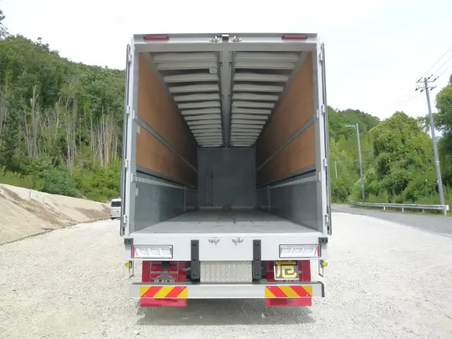 UD クオン 2RG-CD5FA(6x2)の写真10