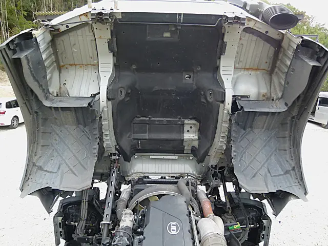 UD クオン 2PG-GK5AAB(2WD)の写真9