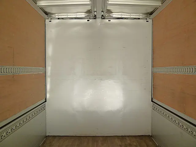 いすゞ ギガ 2PG-CYJ77D(8x4)の写真13