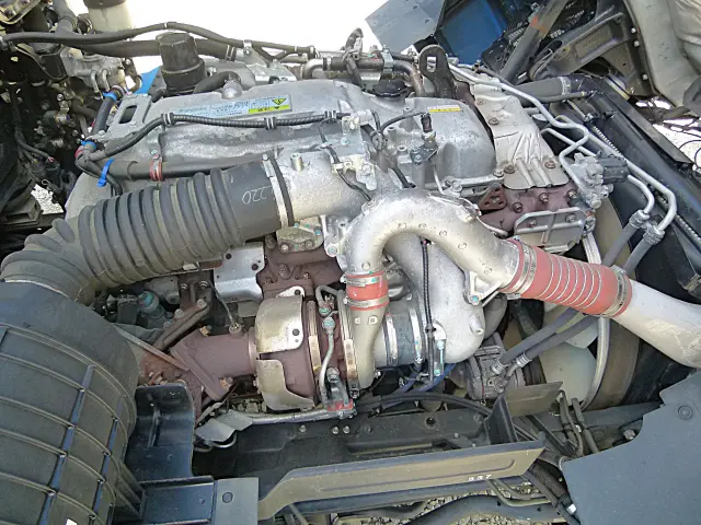 いすゞ ギガ 2PG-CYJ77D(8x4)の写真21