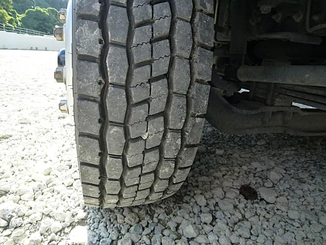 いすゞ ギガ 2PG-CYJ77D(8x4)の写真38