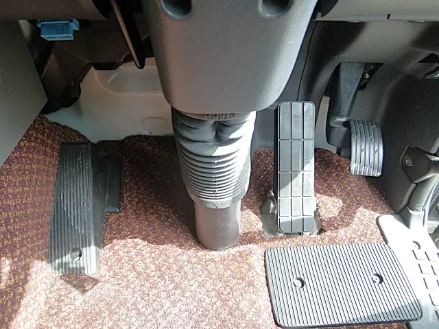 ＵＤ クオン 2PG-CG5CA(8x4)の写真30