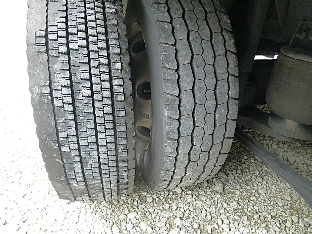 ＵＤ クオン 2PG-CG5CA(8x4)の写真42