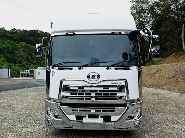 型式/2PG-CG5CA
車体番号/JNCMB02G5NU072537|UD クオン 2PG-CG5CA(8x4)の写真2