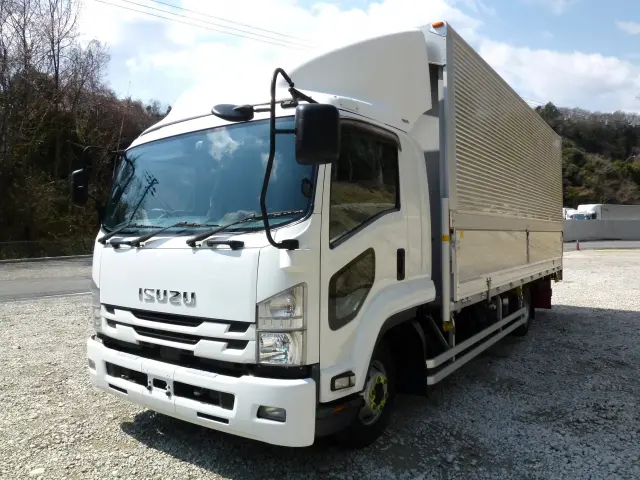 いすゞ フォワード 2RG-FRR90T2(2WD)の写真1