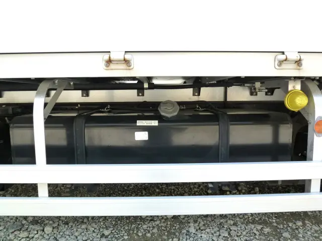 いすゞ フォワード 2RG-FRR90T2(2WD)の写真23